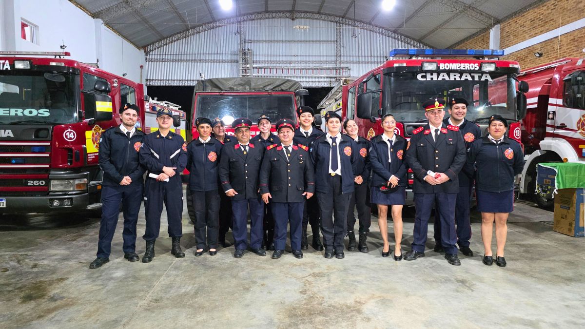 Charata homenajeó a sus Bomberos Voluntarios en un emotivo acto con ascensos y nuevos juramentos