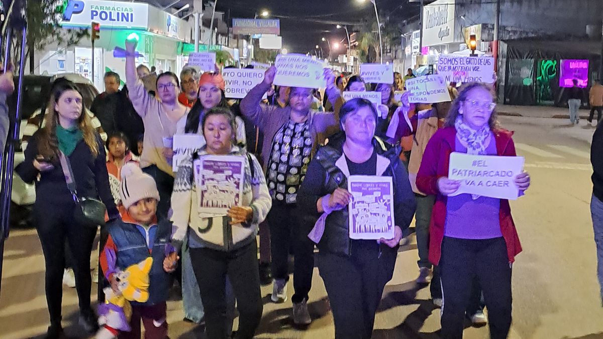 A 11 años de Ni Una Menos, en Charata marcharon para pedir justicia por Agostina y por todas las víctimas